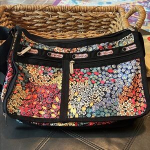 LeSportsac Women's Colorful Floral Everyday Shoulder Bag